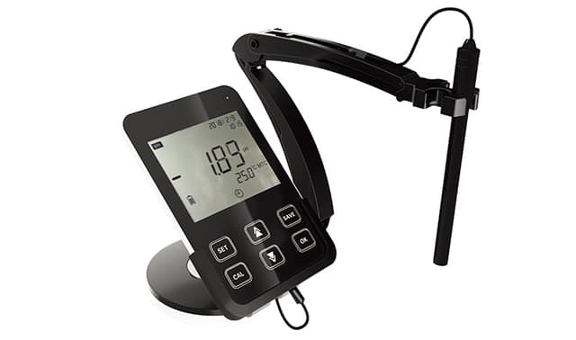 Peak Instruments L-511 Conductivity Meter