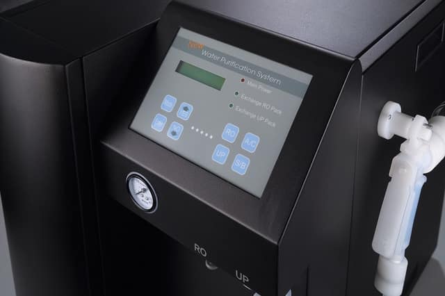 PG Instruments Water Purifier (WP750 Series)
