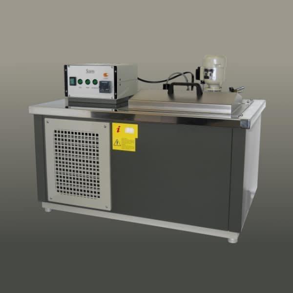 Thermostatic Bath For Thermostatting Of Samples By Penetration,